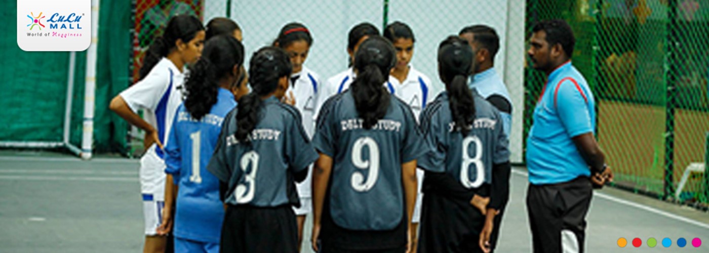 59_girls-football-teams-lulu-football-challenge_banner